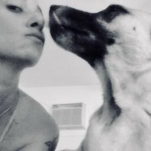 Meet your Posher, Eva